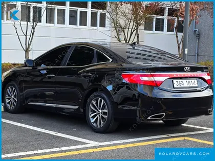 HYUNDAI GRANDEUR HG240 LUXURY