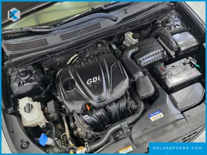 HYUNDAI GRANDEUR HG240 LUXURY