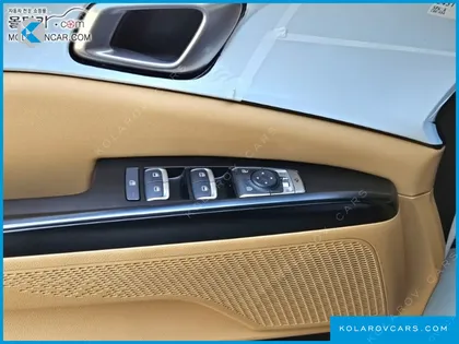 KIA CARNIVAL DIESEL 9-SEATER PRESTIGE