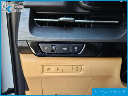 KIA CARNIVAL DIESEL 9-SEATER PRESTIGE