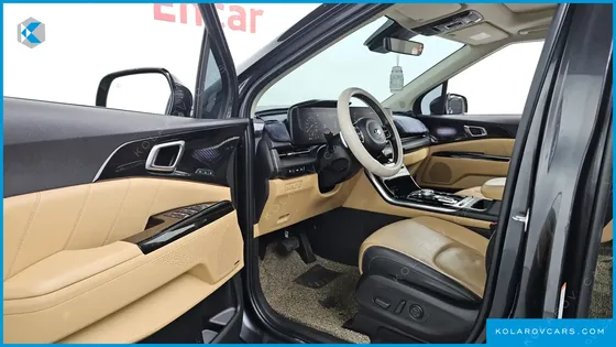 KIA CARNIVAL DIESEL 7-SEATER SIGNATURE