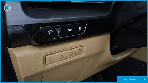 KIA CARNIVAL DIESEL 7-SEATER SIGNATURE