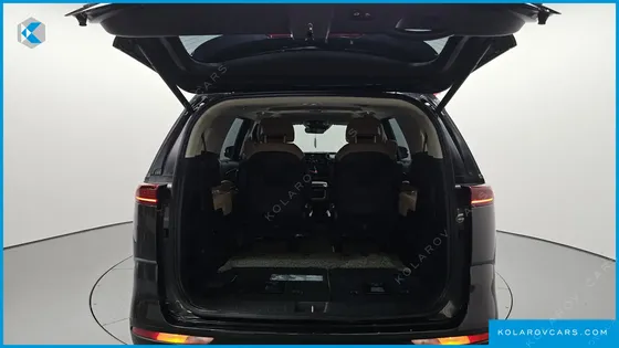 KIA CARNIVAL DIESEL 7-SEATER SIGNATURE