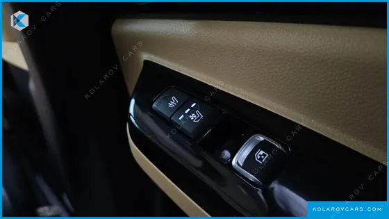 KIA CARNIVAL DIESEL 7-SEATER SIGNATURE