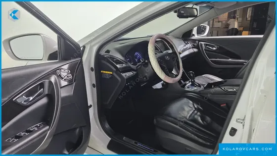 HYUNDAI GRANDEUR HG220 DIESEL PREMIUM