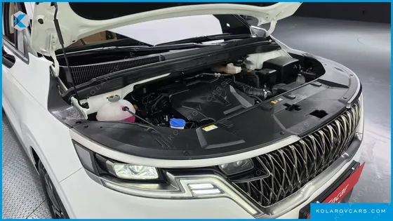 KIA CARNIVAL GASOLINE 7-SEATER SIGNATURE