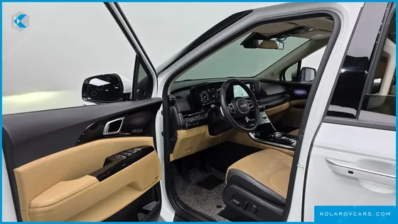 KIA CARNIVAL GASOLINE 9-SEATER SIGNATURE