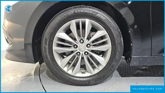 HYUNDAI GRANDEUR HG220 DIESEL MODERN