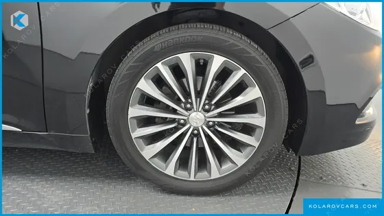 HYUNDAI GRANDEUR HG300 PREMIUM
