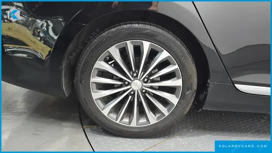 HYUNDAI GRANDEUR HG300 PREMIUM