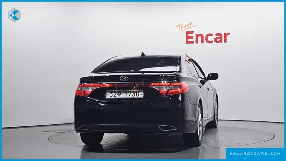 HYUNDAI GRANDEUR LPG HG300 EXECUTIVE