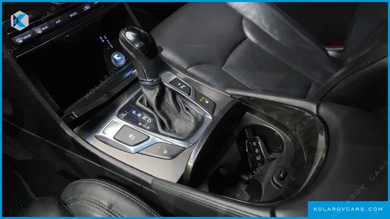 HYUNDAI GRANDEUR HG240 MODERN