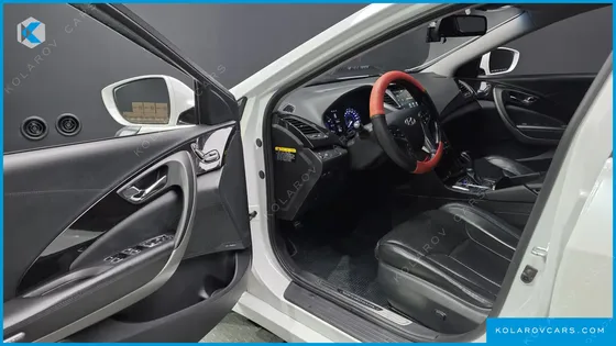 HYUNDAI GRANDEUR HG240 MODERN