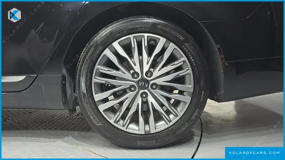 KIA K7 3.0 LPI PRESTIGE(RENTED)