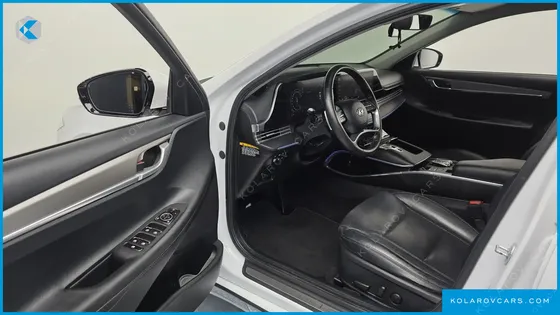 HYUNDAI GRANDEUR PREMIUM CHOICE