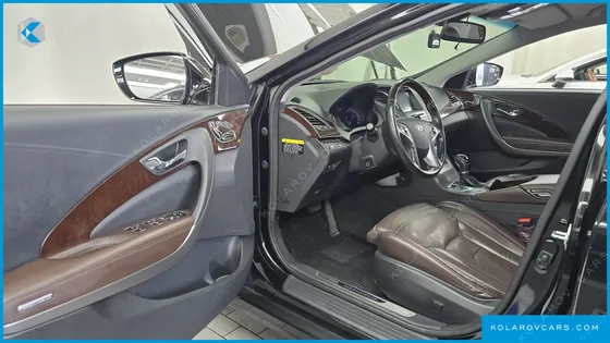 HYUNDAI GRANDEUR HG220 DIESEL PREMIUM