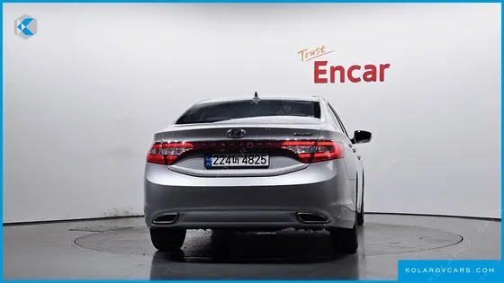 HYUNDAI GRANDEUR HG240 MODERN