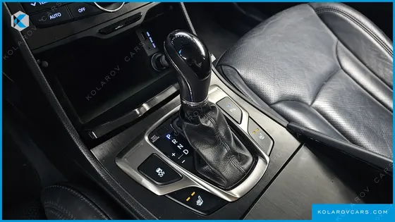 HYUNDAI GRANDEUR HG240 MODERN