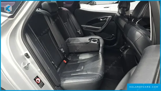 HYUNDAI GRANDEUR HG240 MODERN