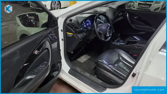 HYUNDAI GRANDEUR HG220 DIESEL MODERN