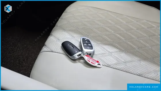 HYUNDAI GRANDEUR LE BLANC