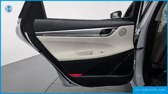HYUNDAI GRANDEUR LE BLANC