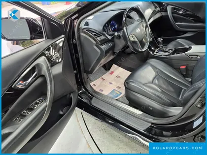 HYUNDAI GRANDEUR HG240 LUXURY