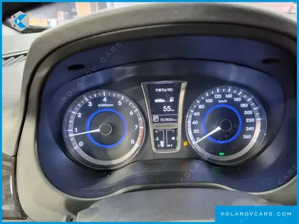 HYUNDAI GRANDEUR HG240 LUXURY