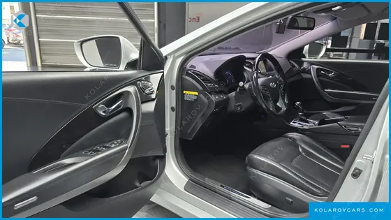HYUNDAI GRANDEUR HG220 DIESEL PREMIUM