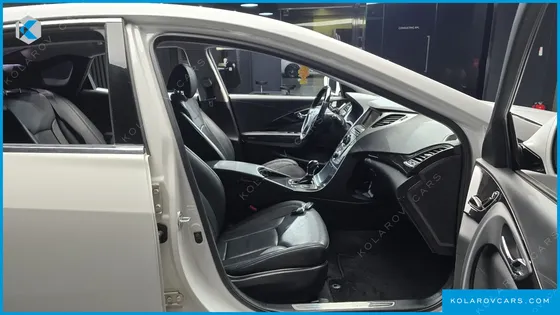 HYUNDAI GRANDEUR HG240 MODERN