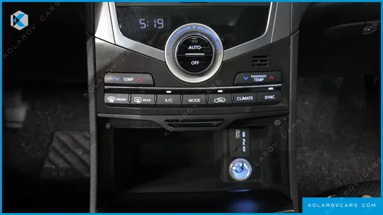 HYUNDAI GRANDEUR HG220 DIESEL PREMIUM