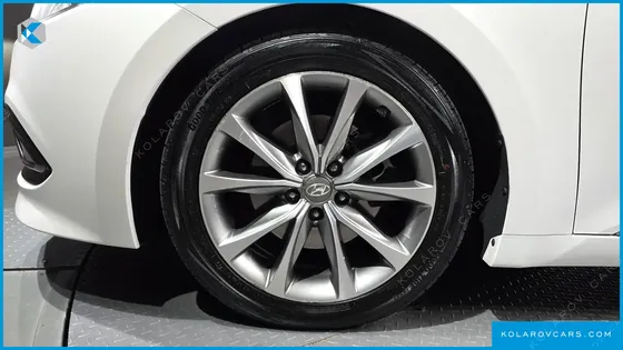 HYUNDAI GRANDEUR HG220 DIESEL PREMIUM