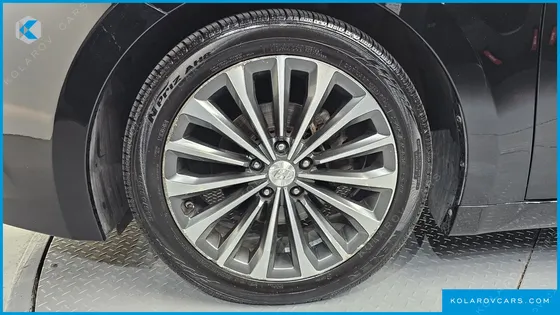 HYUNDAI GRANDEUR HG300 PREMIUM