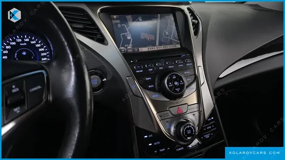 HYUNDAI GRANDEUR HG300 NOBLE