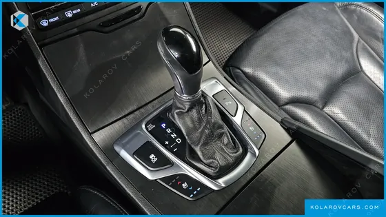 HYUNDAI GRANDEUR HG300 PREMIUM
