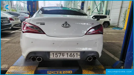 HYUNDAI GENESIS 200 TURBO S