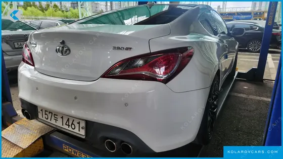 HYUNDAI GENESIS 200 TURBO S