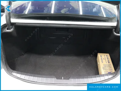 HYUNDAI GRANDEUR HG240 MODERN