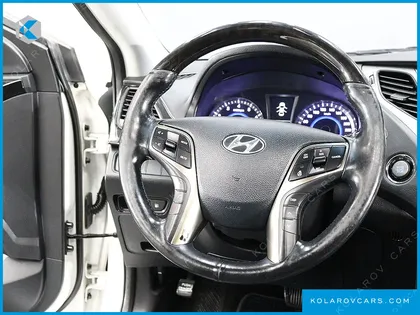 HYUNDAI GRANDEUR HG240 MODERN