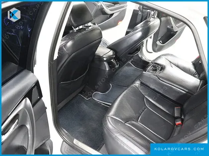 HYUNDAI GRANDEUR HG240 MODERN