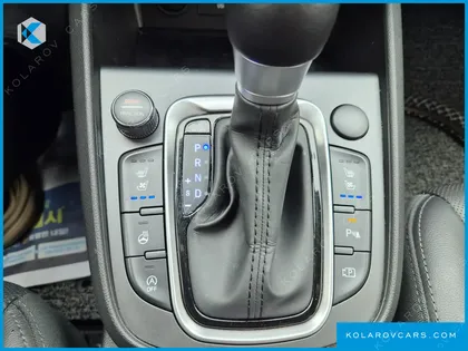 HYUNDAI KONA GASOLINE 2.0 2WD