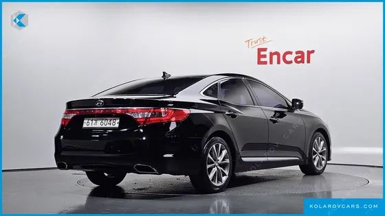 HYUNDAI GRANDEUR HG300 PREMIUM