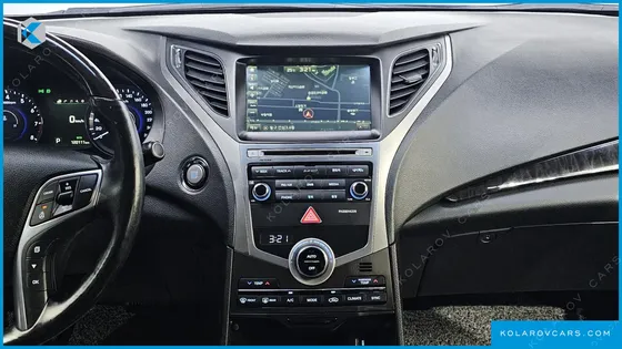 HYUNDAI GRANDEUR HG300 PREMIUM