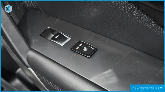 HYUNDAI GRANDEUR HG300 PREMIUM