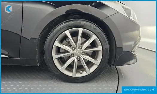 HYUNDAI GRANDEUR HG300 PREMIUM
