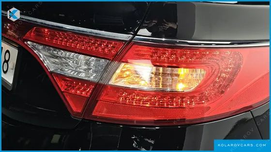 HYUNDAI GRANDEUR HG300 PREMIUM