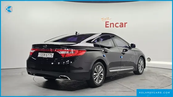 HYUNDAI GRANDEUR HG240 MODERN