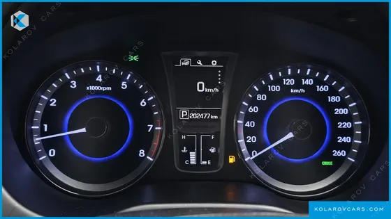 HYUNDAI GRANDEUR HG240 MODERN