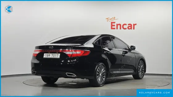 HYUNDAI GRANDEUR HG240 MODERN