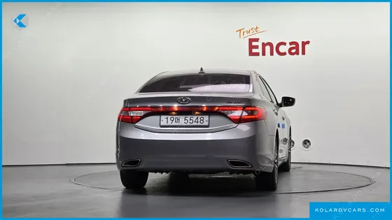 HYUNDAI GRANDEUR HG300 PREMIUM
